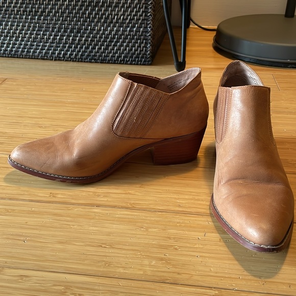 Anthropologie brand booties - Picture 2 of 4